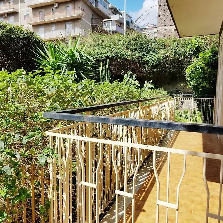 House Apartment *
